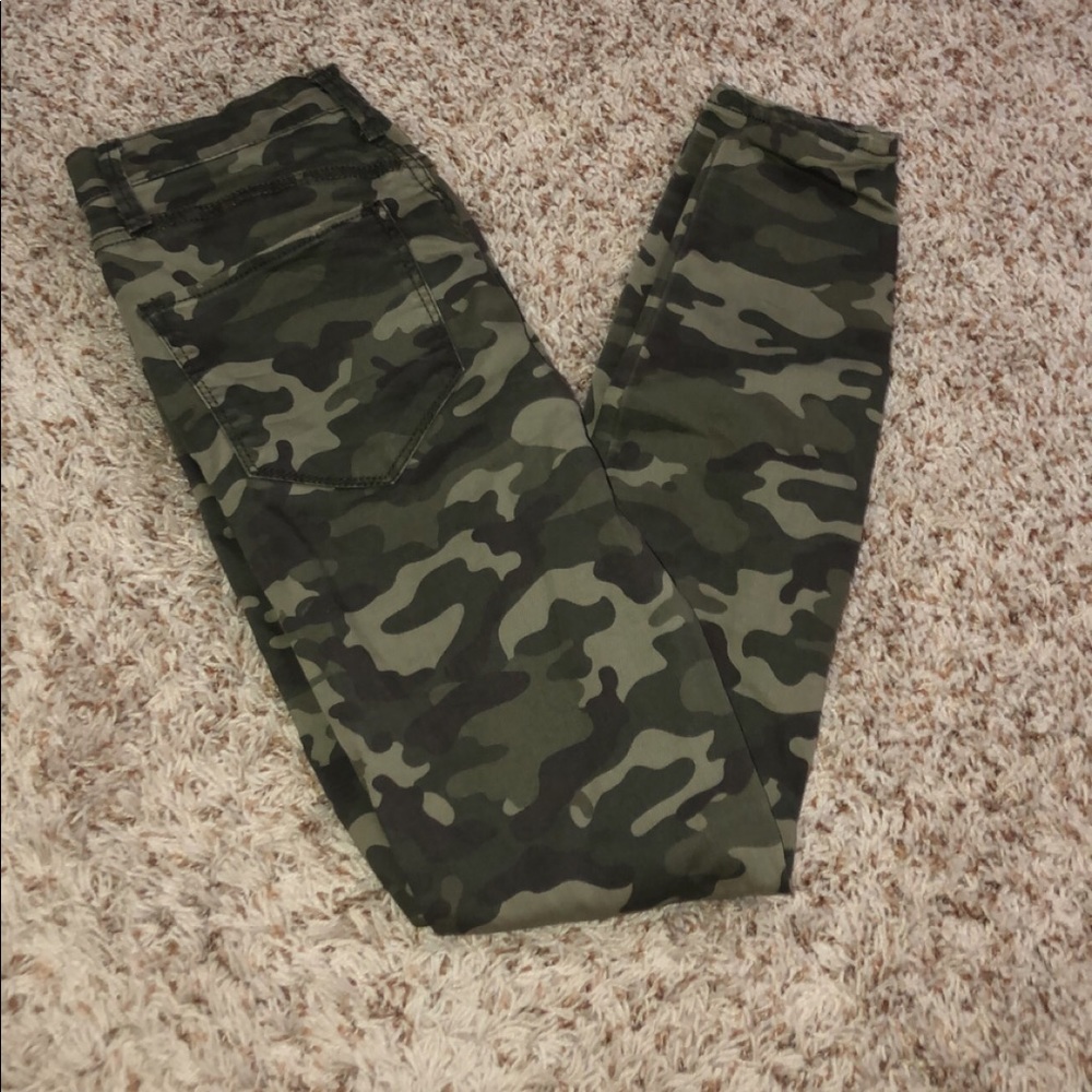 Size 3 Mudd camo jeans